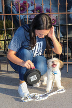 Load image into Gallery viewer, Silicone bowl and dog leash