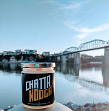 Load image into Gallery viewer, Chattanooga coconut candle northshore bridges and Hunter
