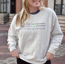 Cargar imagen en el visor de la galería, Crew Neck
